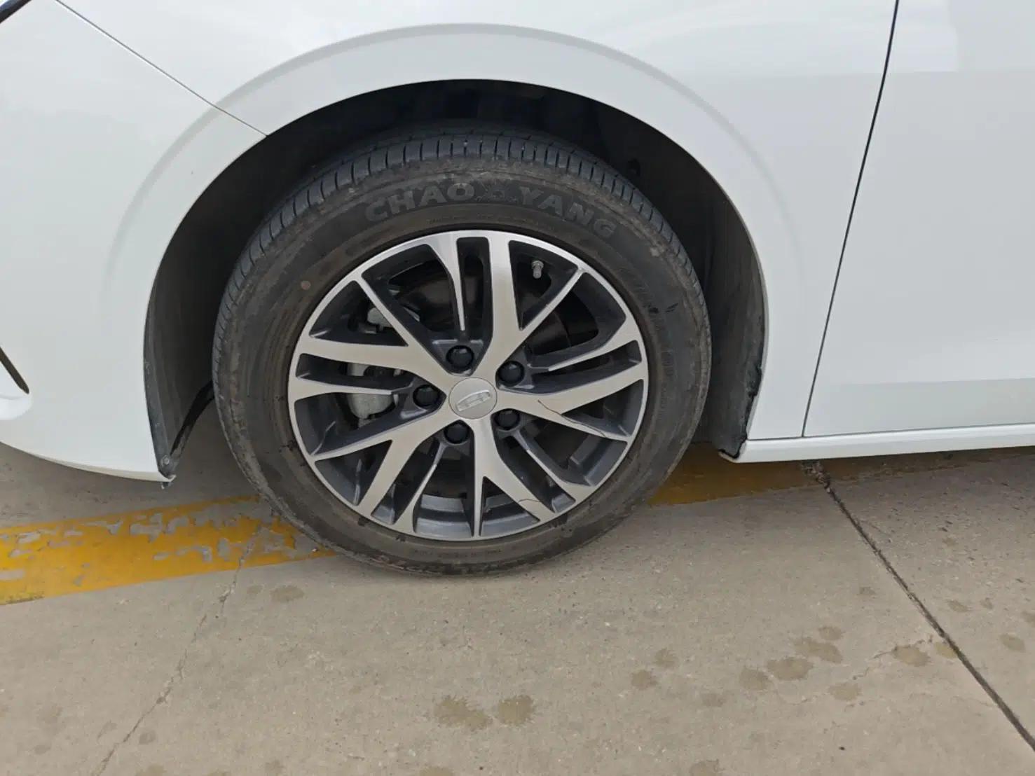 Geely Auto Emgrand 2025 4th Generation 1.5L CVT Longteng Edition — миниатюра 10