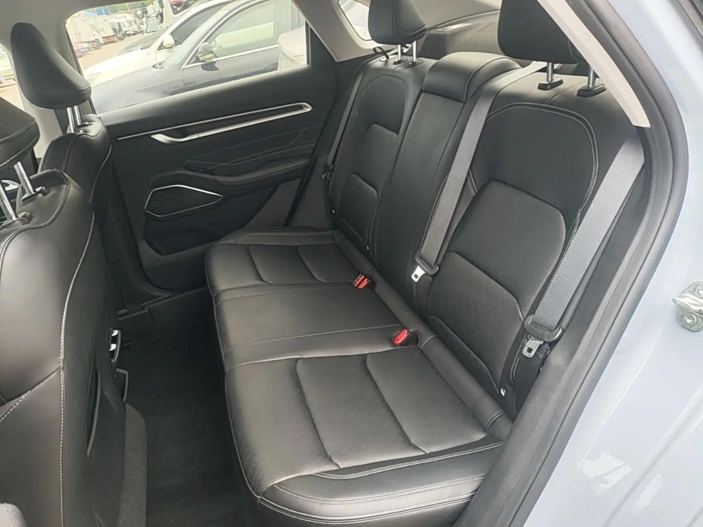 Geely Auto Emgrand 2023 4th Generation Champion Edition 1.5L CVT Luxury Model — миниатюра 20