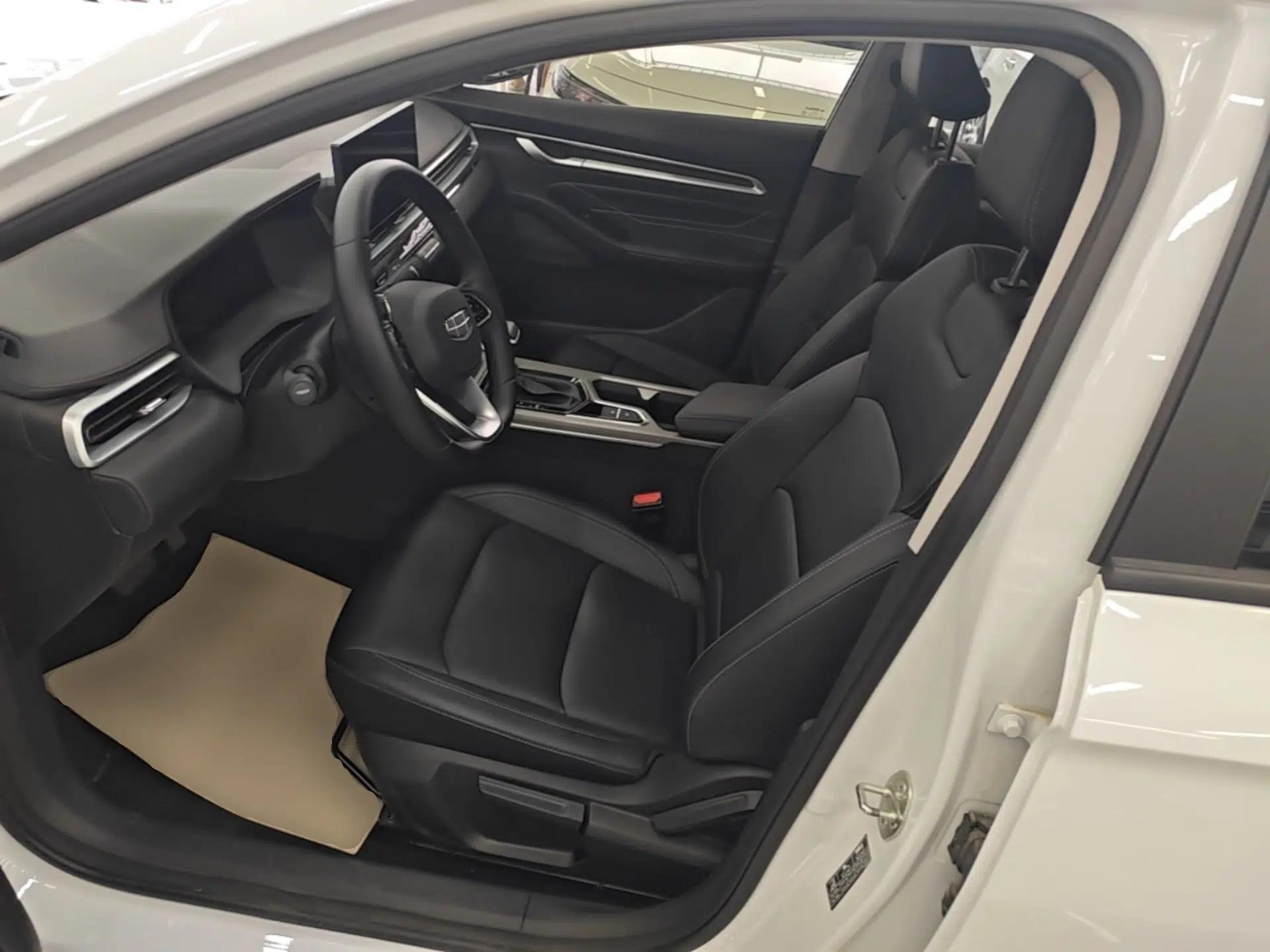 Geely Auto Emgrand 2026 Model 4th Generation 4 Millionth Anniversary Edition 1.5L CVT Overdrive Edition — миниатюра 17