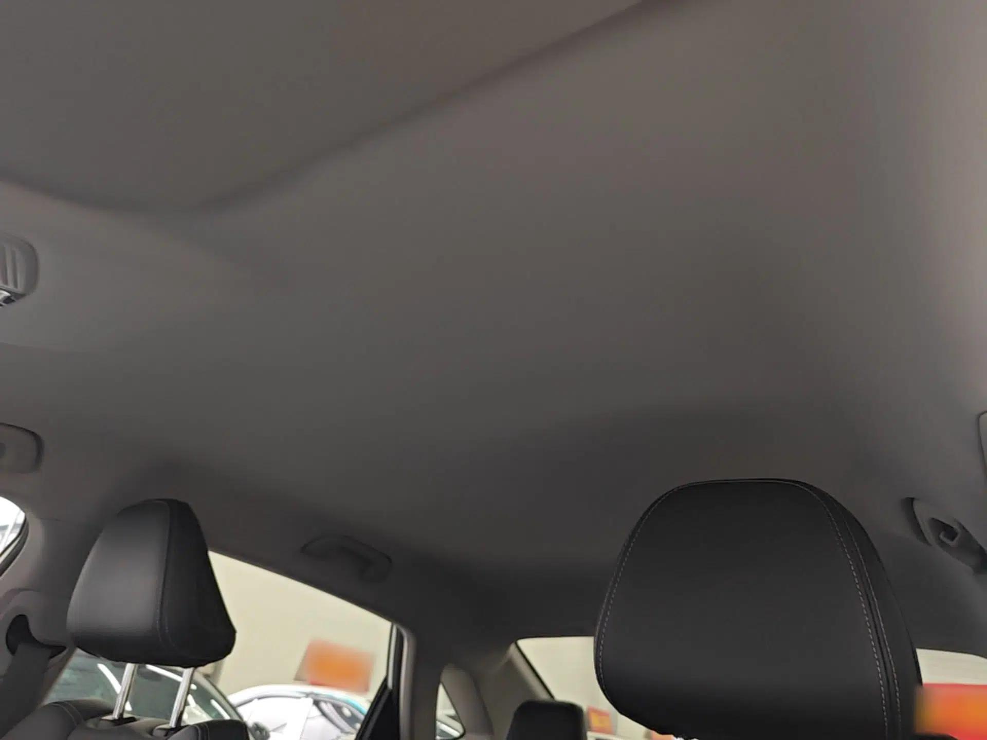 Geely Auto Emgrand 2026 Model 4th Generation 4 Millionth Anniversary Edition 1.5L CVT Overdrive Edition — миниатюра 21