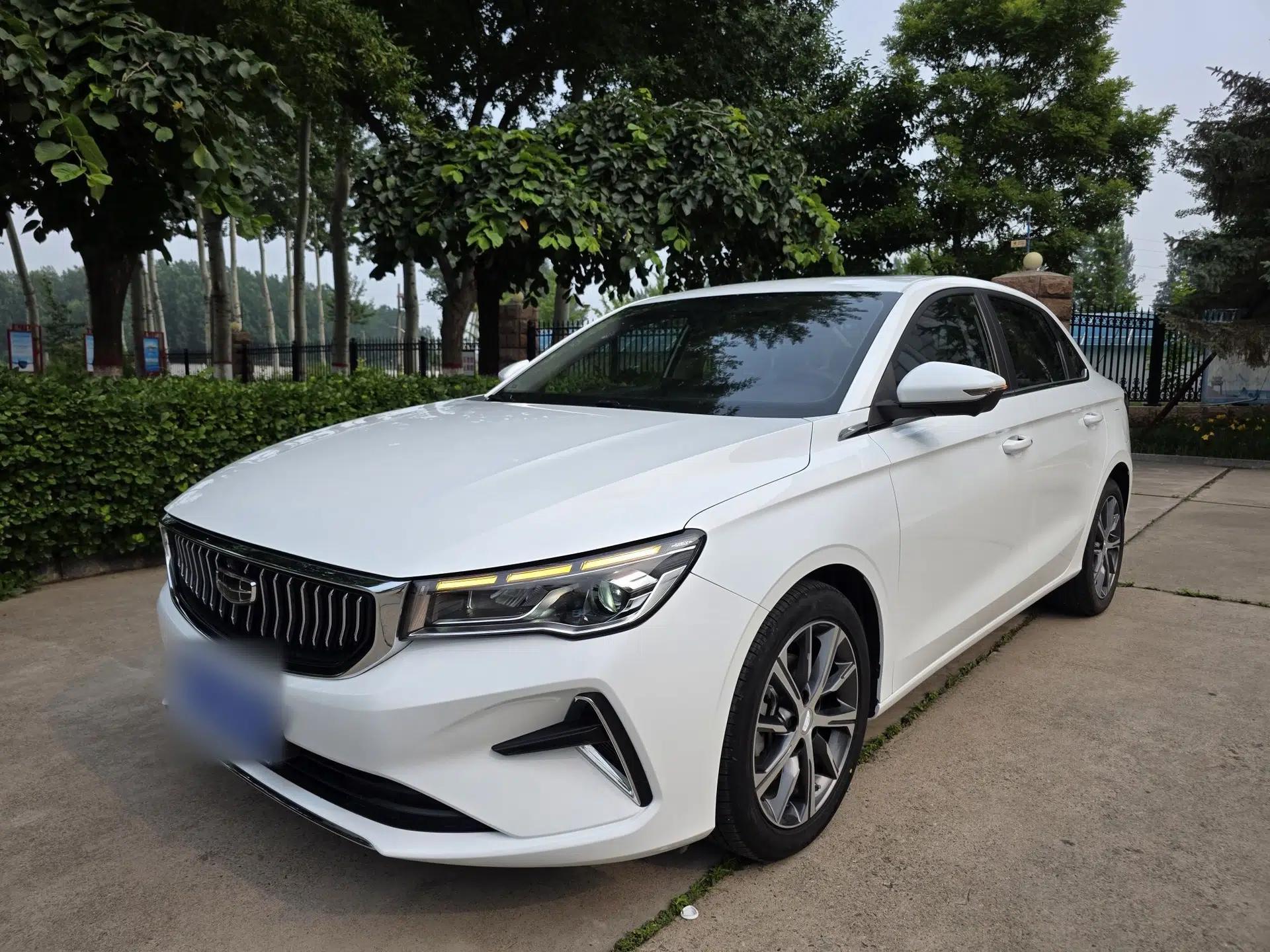 Geely Auto Emgrand 2023 4th Generation Champion Edition 1.5L CVT Flagship Model — миниатюра 1