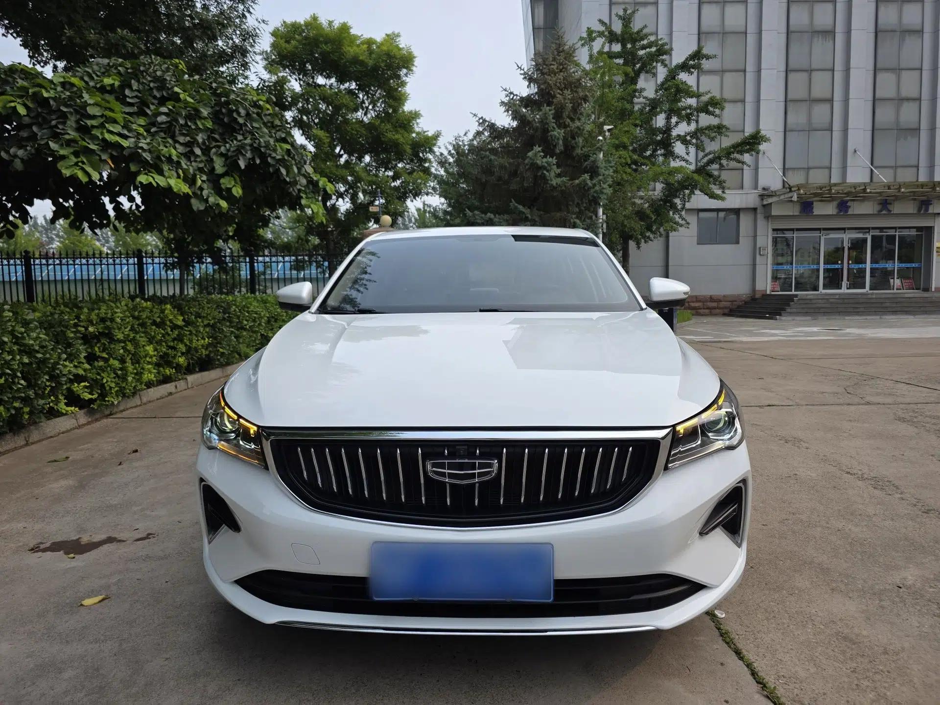 Geely Auto Emgrand 2023 4th Generation Champion Edition 1.5L CVT Flagship Model — миниатюра 3