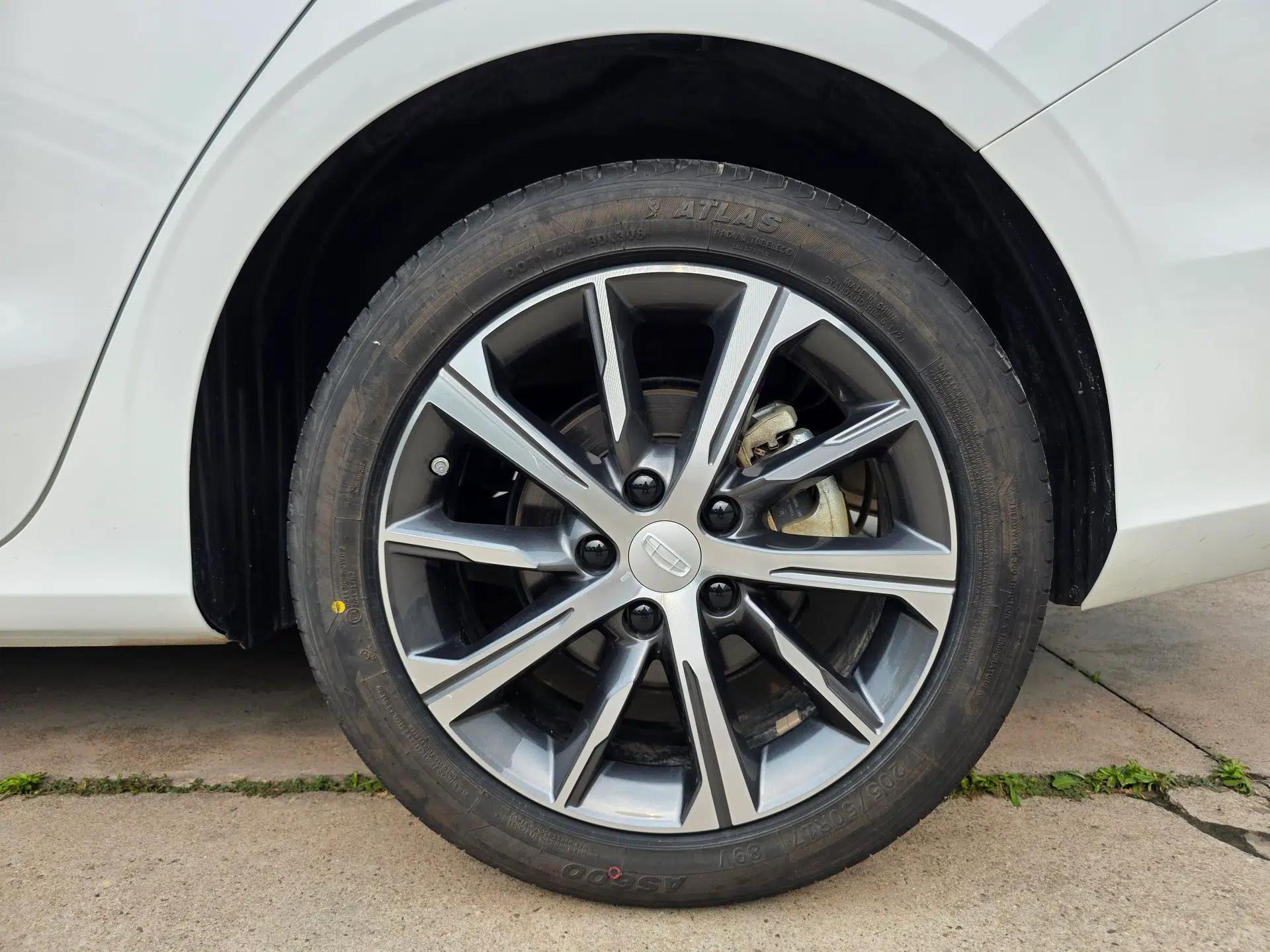 Geely Auto Emgrand 2023 4th Generation Champion Edition 1.5L CVT Flagship Model — миниатюра 9
