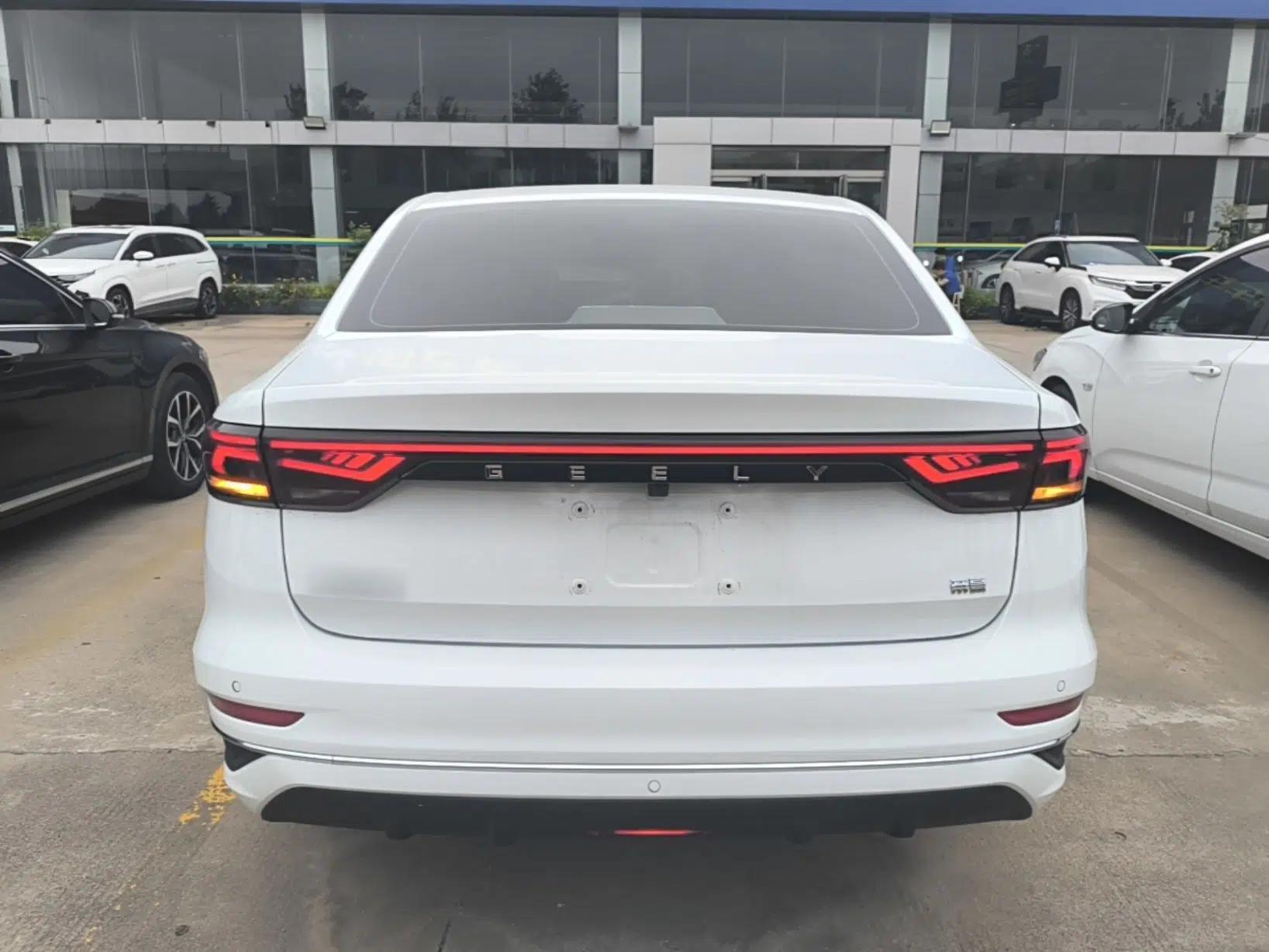 Geely Auto Emgrand 2025 4th Generation 1.5L CVT Flagship Version — миниатюра 5