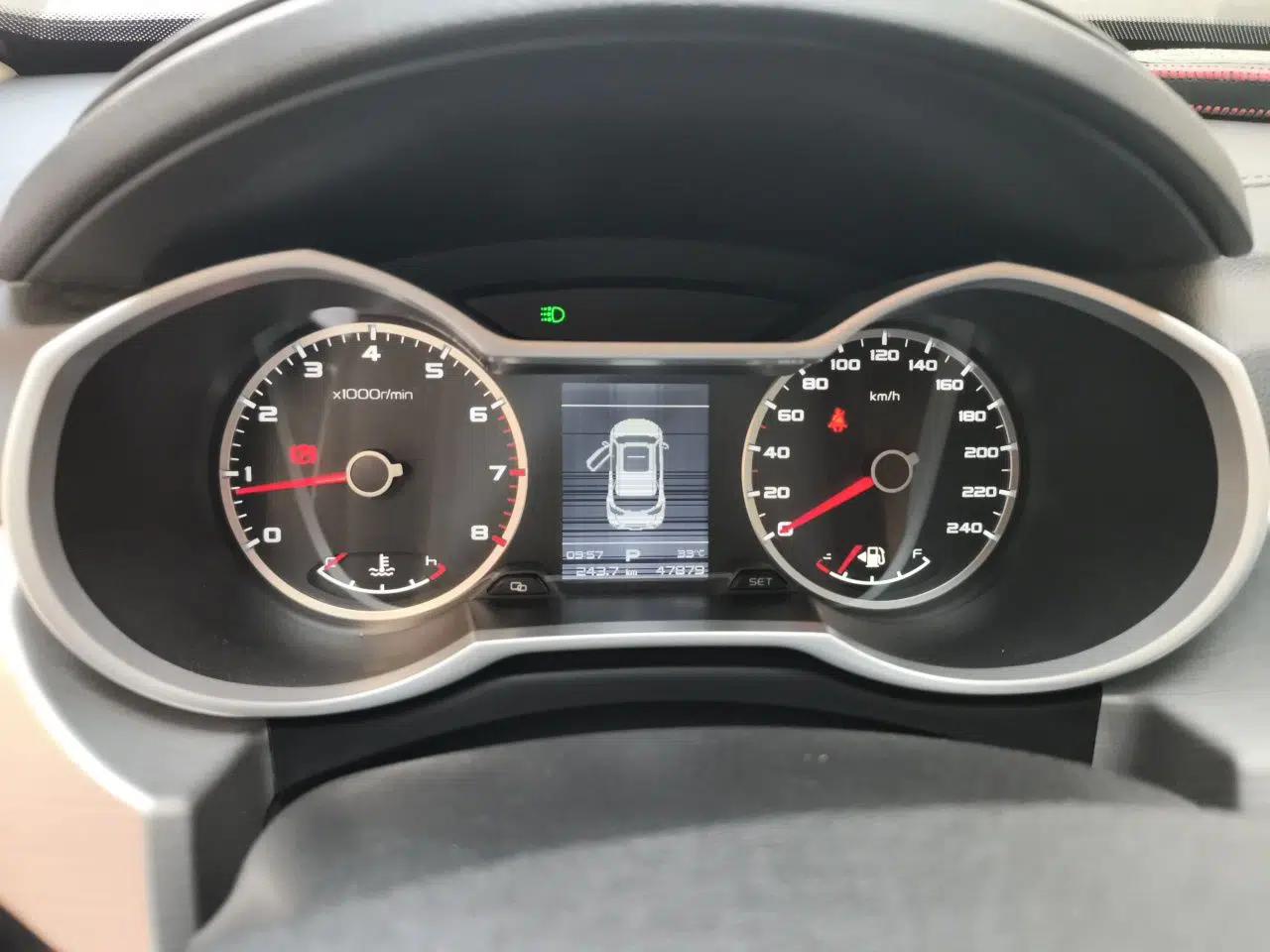 Geely Auto Emgrand X7 Sport 2016 1.8TD Automatic ZhiShang Model — миниатюра 11