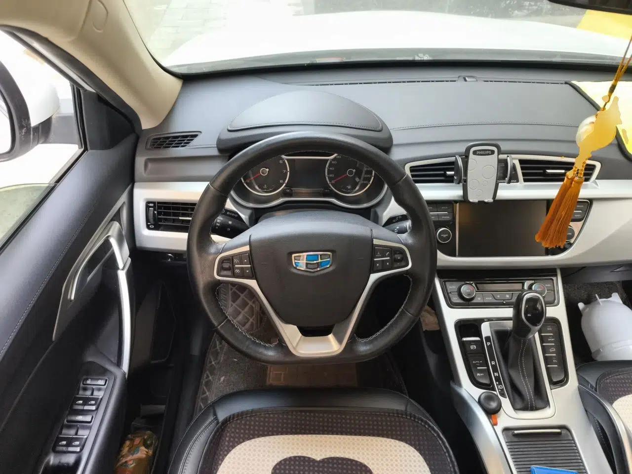 Geely Auto Emgrand X7 Sport 2016 1.8TD Automatic ZhiShang Model — миниатюра 10