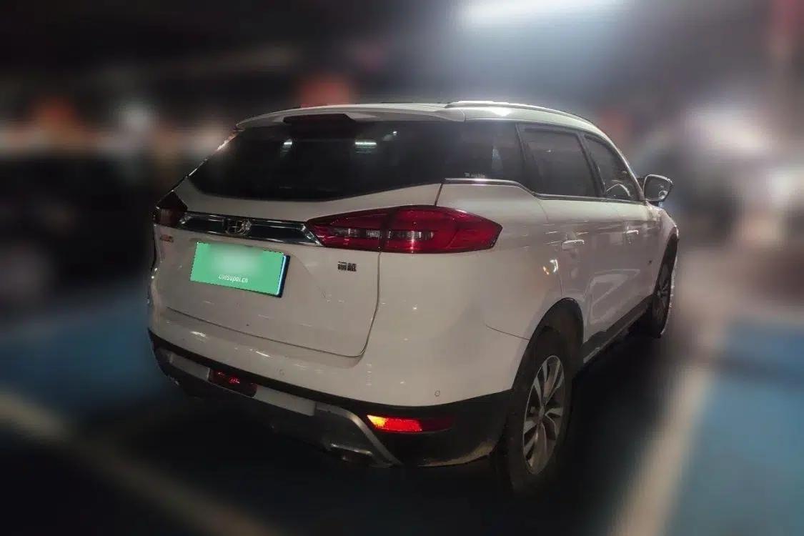 Geely Auto Emgrand X7 Sport 2016 1.8TD Automatic Smart Connectivity Version — миниатюра 5