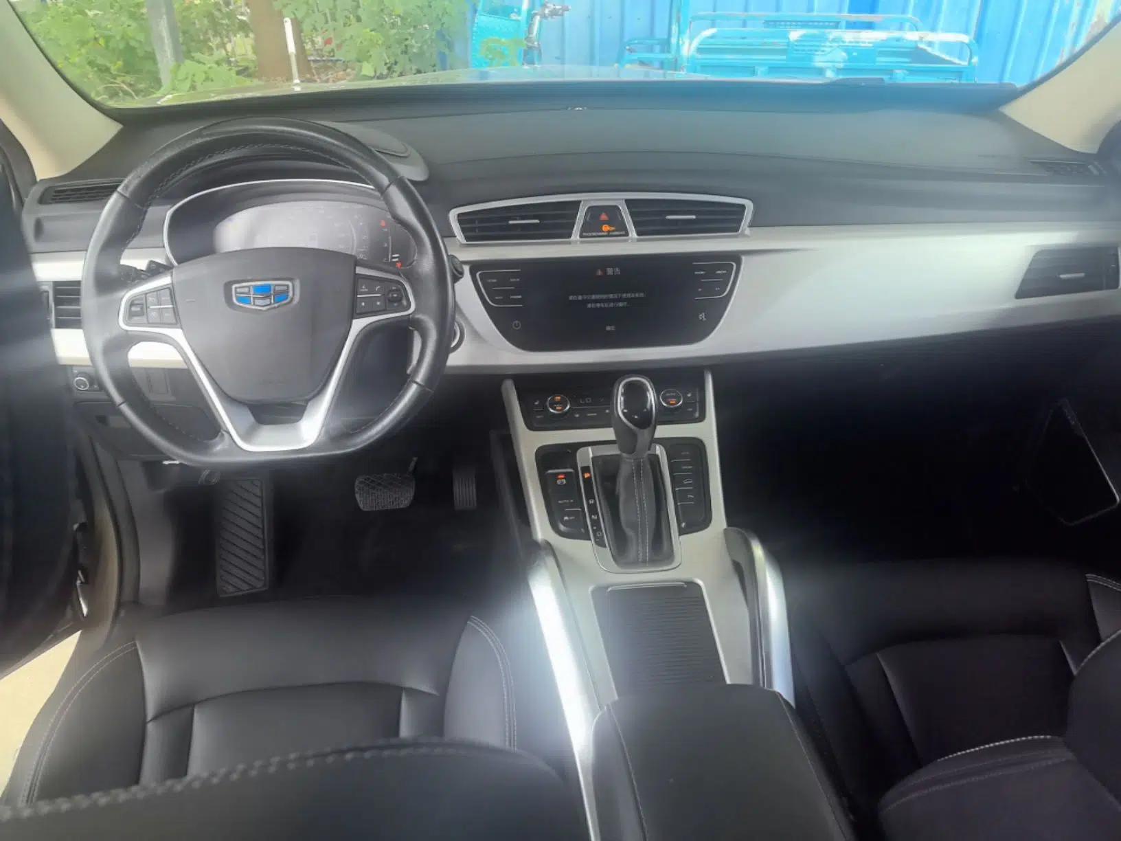 Geely Auto Emgrand X7 Sport 2018 1.8TD Automatic Two-Wheel Drive Smart 4G Connected Version — миниатюра 17