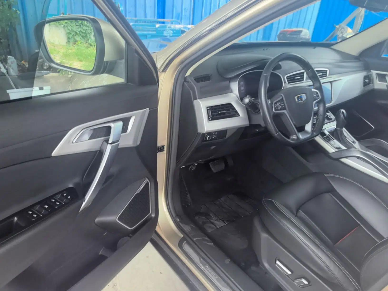 Geely Auto Emgrand X7 Sport 2018 1.8TD Automatic Two-Wheel Drive Smart 4G Connected Version — миниатюра 23