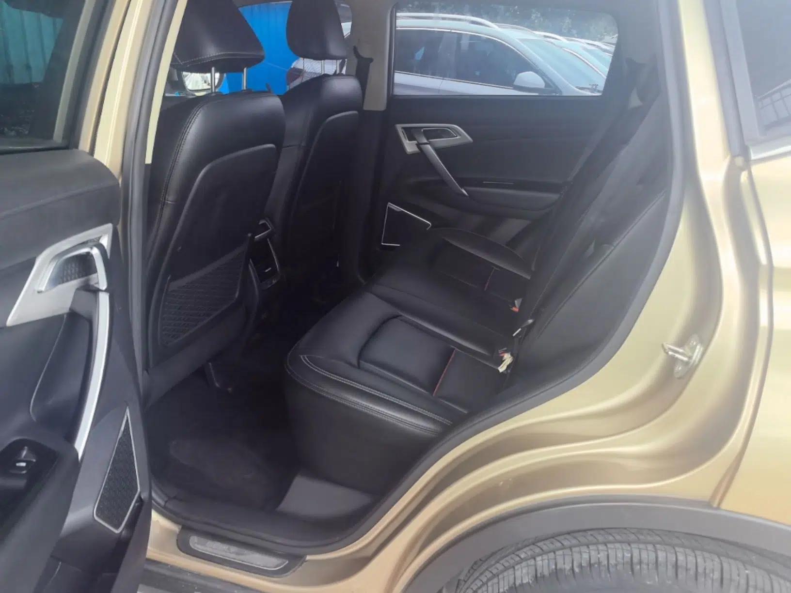 Geely Auto Emgrand X7 Sport 2018 1.8TD Automatic Two-Wheel Drive Smart 4G Connected Version — миниатюра 25