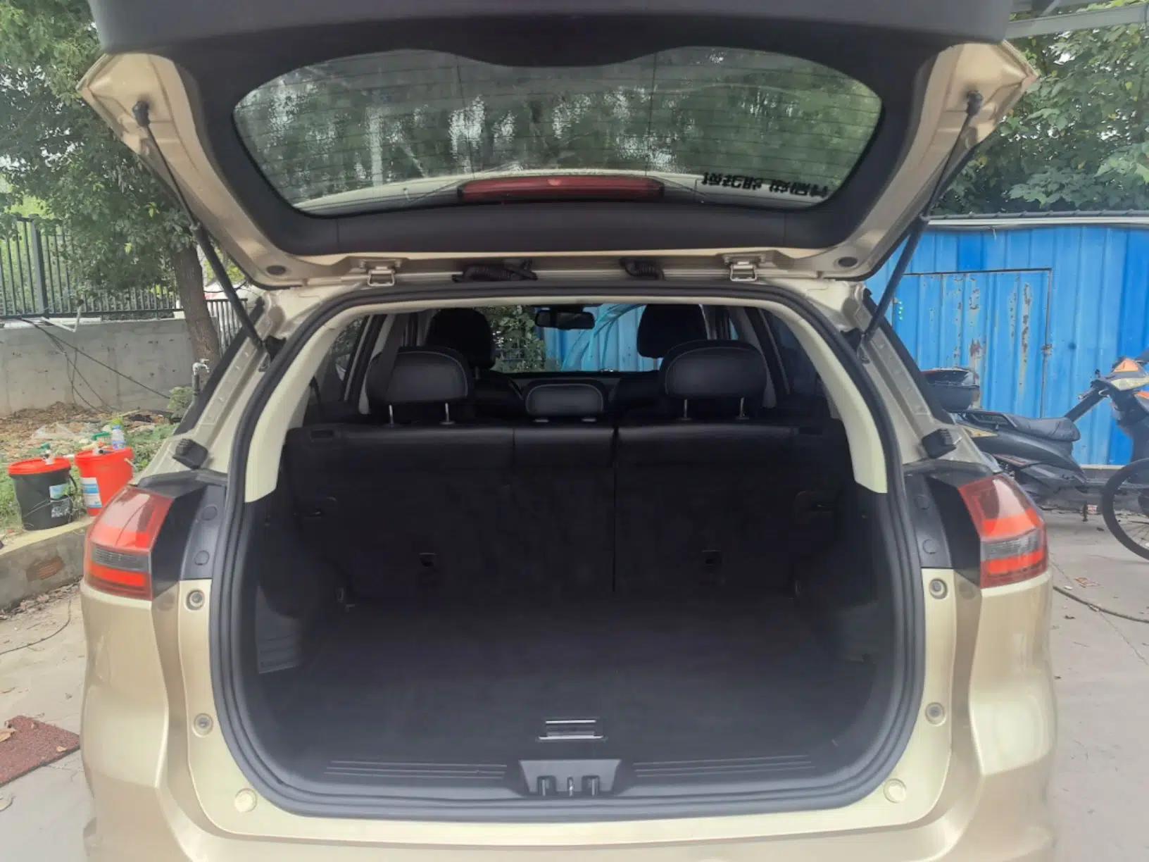 Geely Auto Emgrand X7 Sport 2018 1.8TD Automatic Two-Wheel Drive Smart 4G Connected Version — миниатюра 27