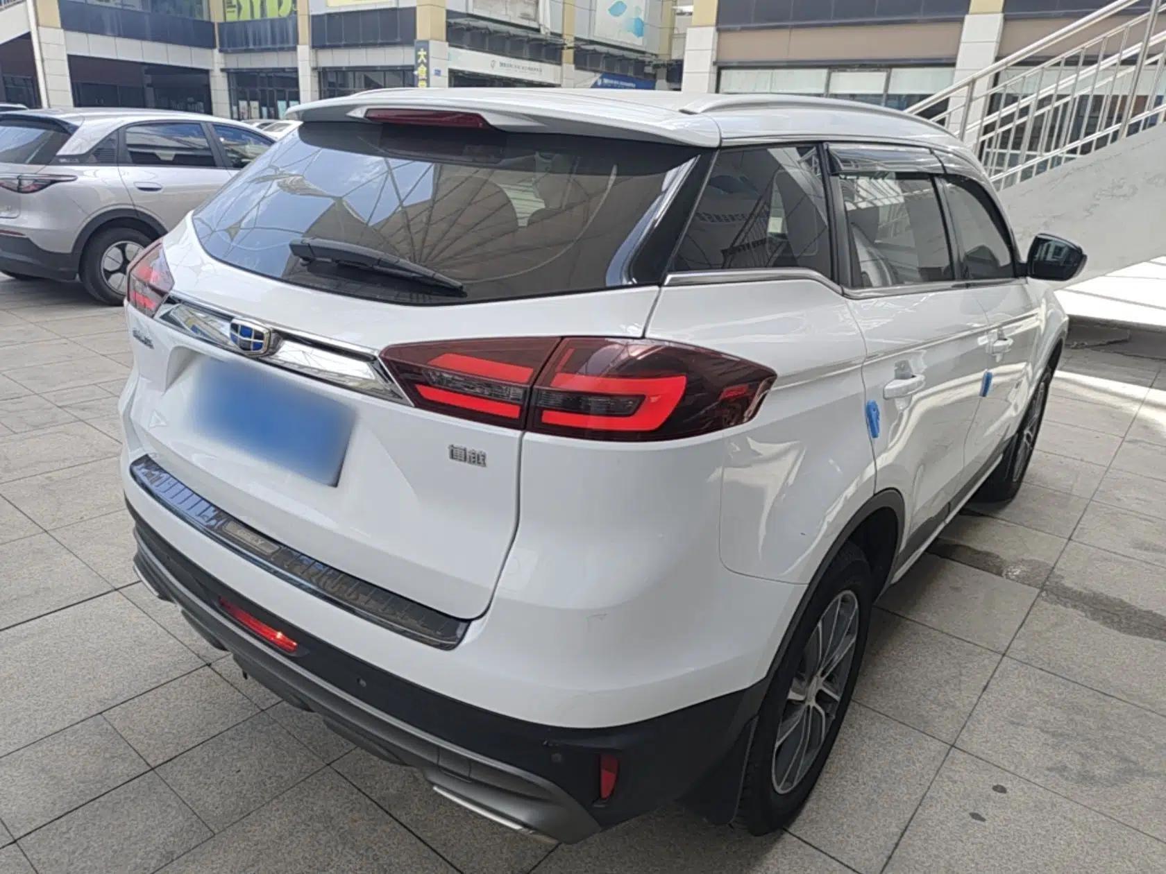 Geely Auto Emgrand X7 Sport 2018 1.8TD Automatic Two-Wheel Drive Smart Connect 4G Internet Edition — миниатюра 6