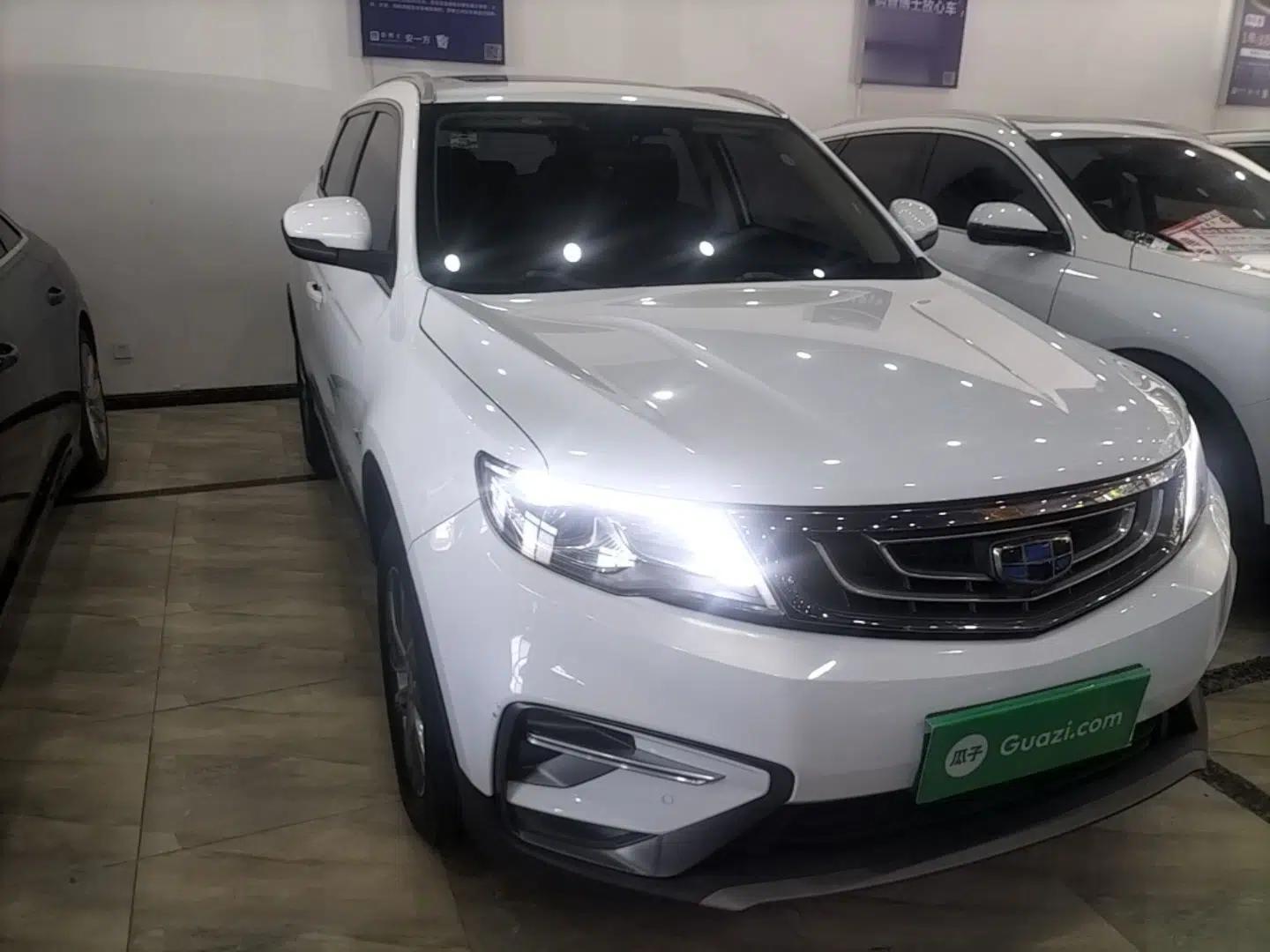 Geely Auto Emgrand X7 Sport 2016 1.8TD Automatic ZhiShang Model — миниатюра 3