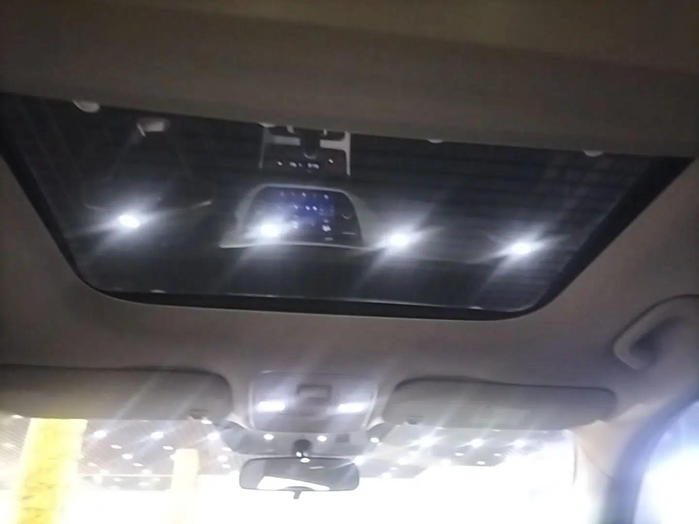 Geely Auto Emgrand X7 Sport 2016 1.8TD Automatic ZhiShang Model — миниатюра 21