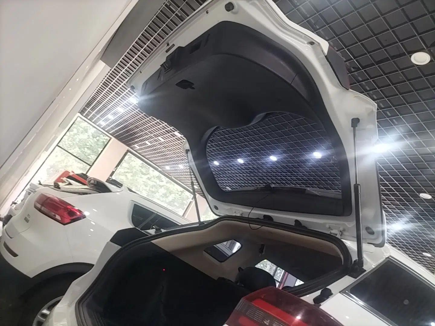 Geely Auto Emgrand X7 Sport 2016 1.8TD Automatic ZhiShang Model — миниатюра 22
