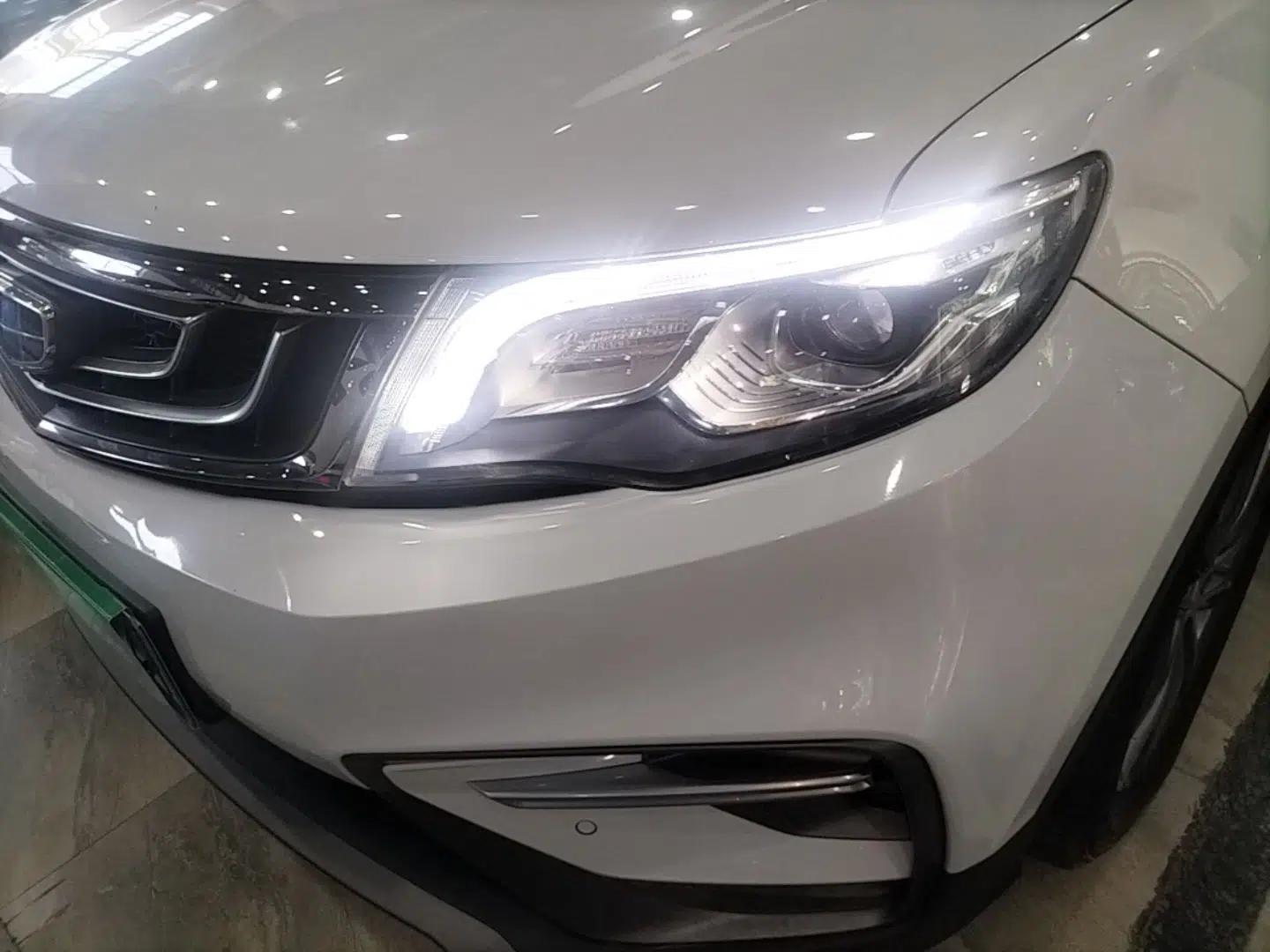 Geely Auto Emgrand X7 Sport 2016 1.8TD Automatic ZhiShang Model — миниатюра 8