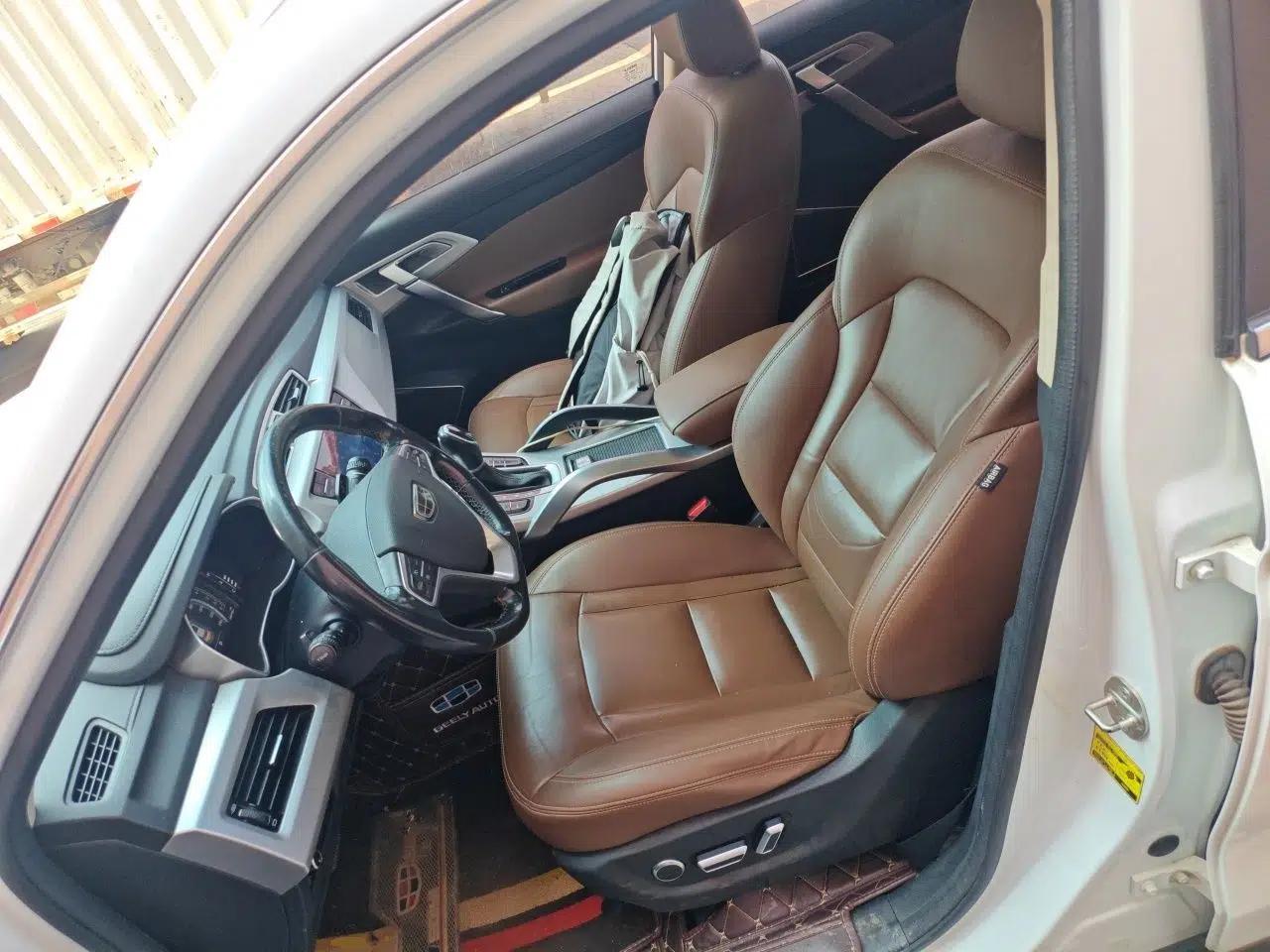 Geely Auto Emgrand X7 Sport 2016 1.8TD Automatic ZhiZun Version — миниатюра 15