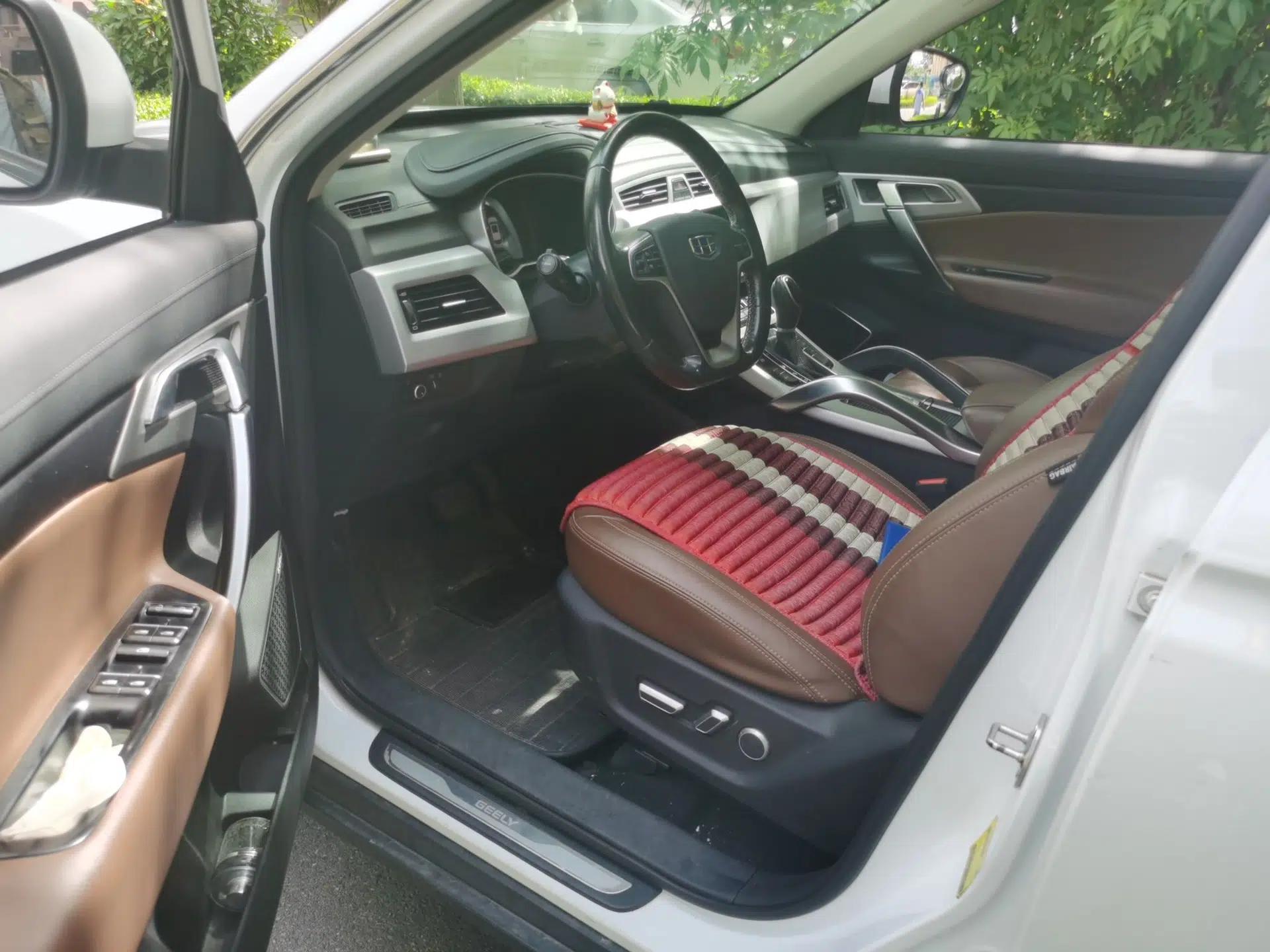 Geely Auto Emgrand X7 Sport 2016 1.8TD Automatic ZhiZun Version — миниатюра 16