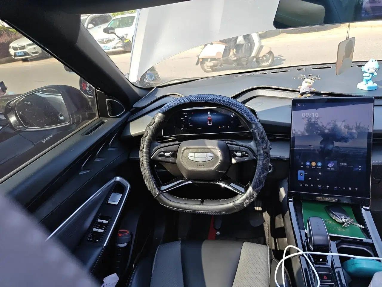 Geely Auto Emgrand X7 Sport 2023 Boyue COOL 1.5TD Smart Connectivity Model — миниатюра 10