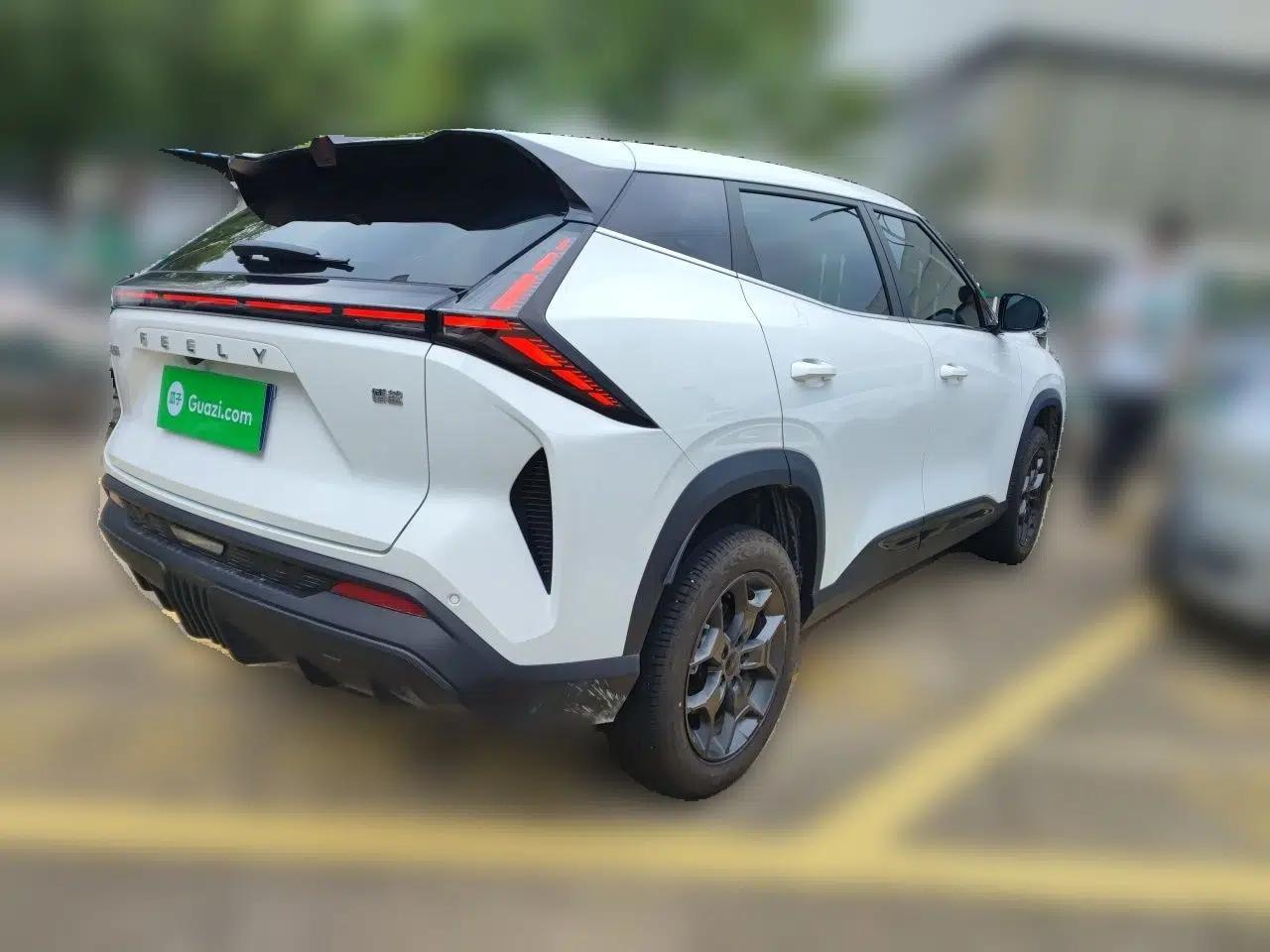Geely Auto Emgrand X7 Sport 2026 Model 1.5TD Joyful — миниатюра 6
