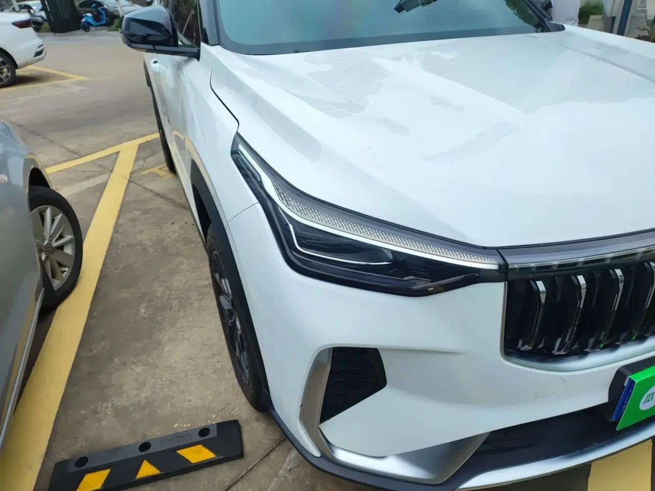 Geely Auto Emgrand X7 Sport 2026 Model 1.5TD Joyful — миниатюра 7