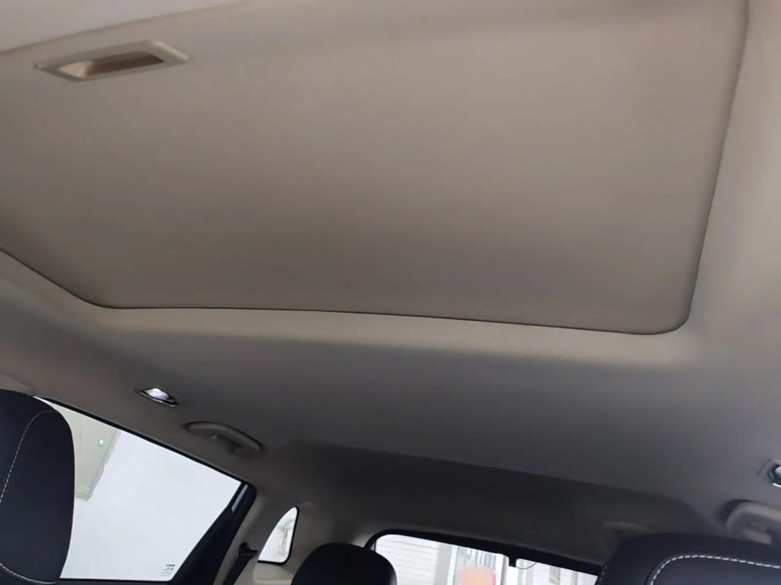 Geely Auto Emgrand X7 Sport 2021 Million Edition 1.8TD DCT Two-Wheel Drive Luxury Model — миниатюра 21