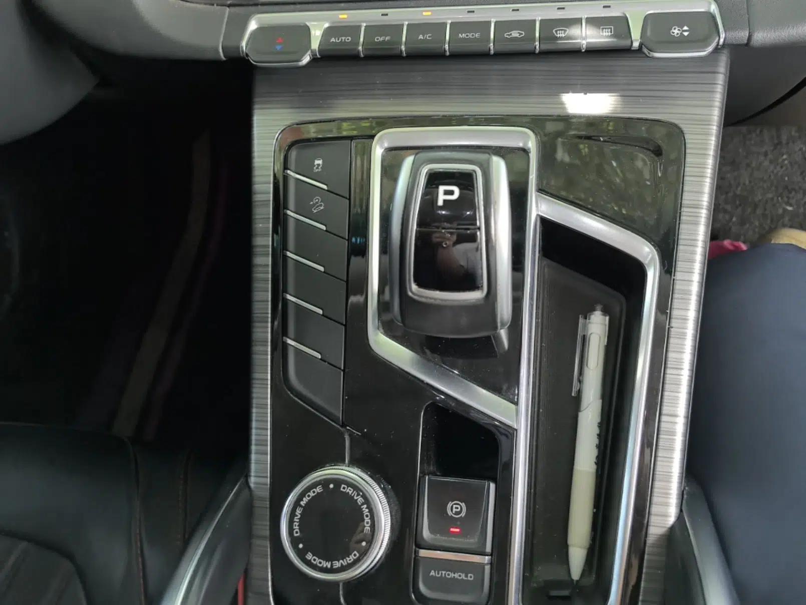 Geely Auto Emgrand X7 Sport 2020 1.8TD DCT Smart Connect PRO — миниатюра 16
