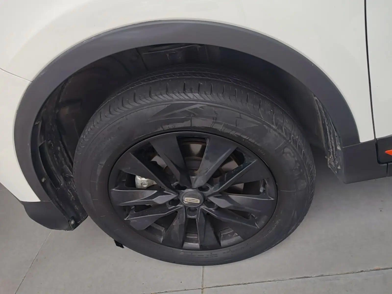 Geely Auto Emgrand X7 Sport 2022 Boyue X 1.8TD DCT Smart Model — миниатюра 10