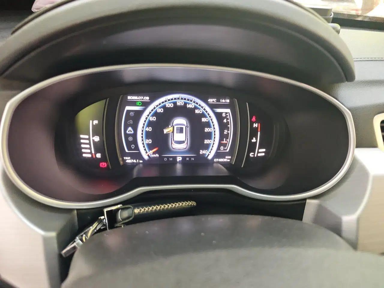 Geely Auto Emgrand X7 Sport 2016 1.8TD Automatic ZhiZun Version — миниатюра 11
