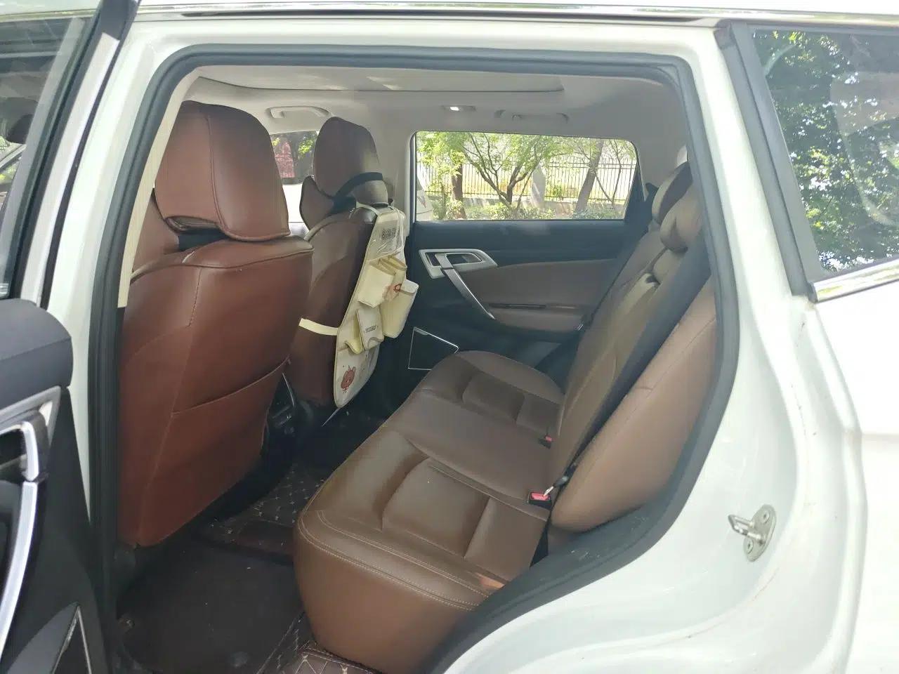 Geely Auto Emgrand X7 Sport 2016 1.8TD Automatic ZhiZun Version — миниатюра 17