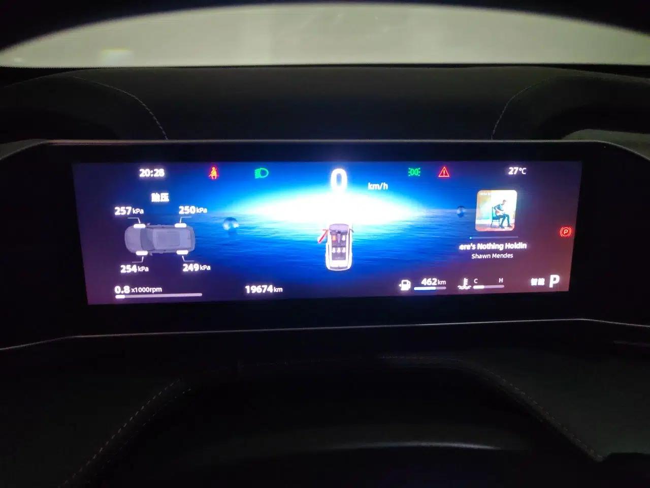 Geely Auto Emgrand X7 Sport 2024 1.5TD Dragon Edition — миниатюра 11