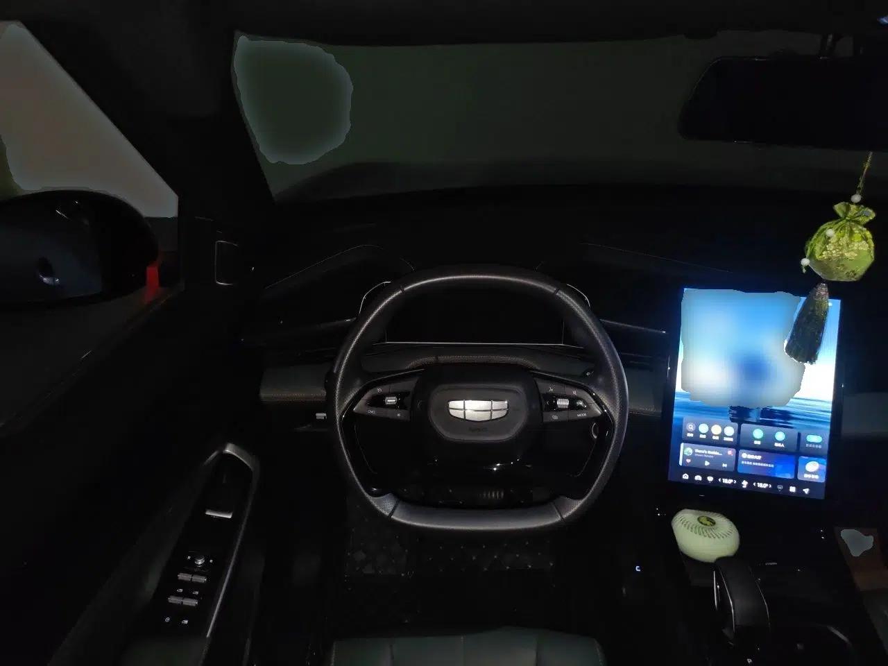Geely Auto Emgrand X7 Sport 2024 1.5TD Dragon Edition — миниатюра 10