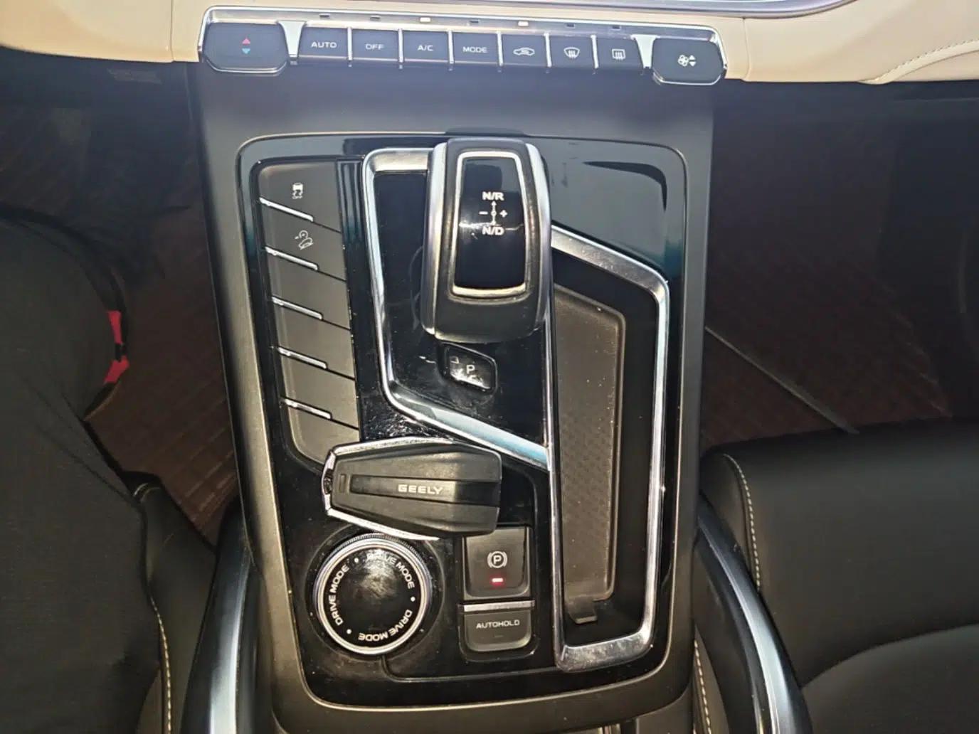 Geely Auto Emgrand X7 Sport 2022 Boyue X 1.8TD DCT Smart Model — миниатюра 21