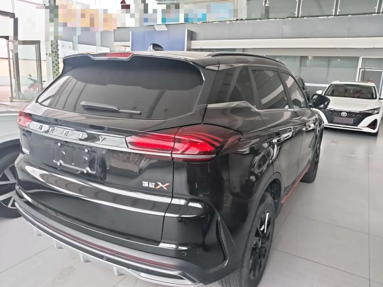 Geely Auto Emgrand X7 Sport 2022 Boyue X 1.8TD DCT Smart Model — миниатюра 6