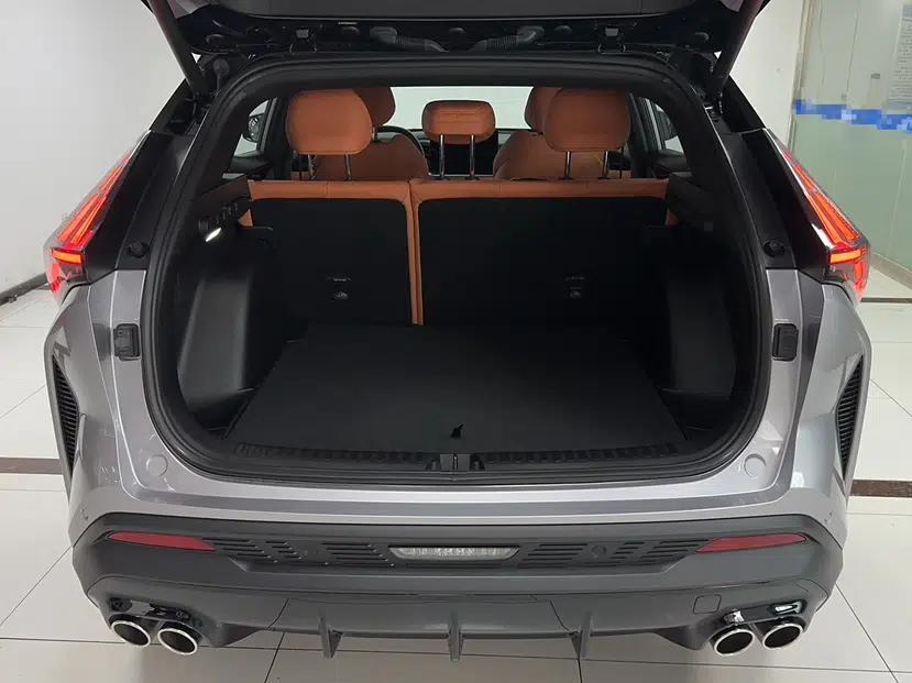 Geely Auto Emgrand X7 Sport 2026 Model 1.5TD Beloved — миниатюра 13