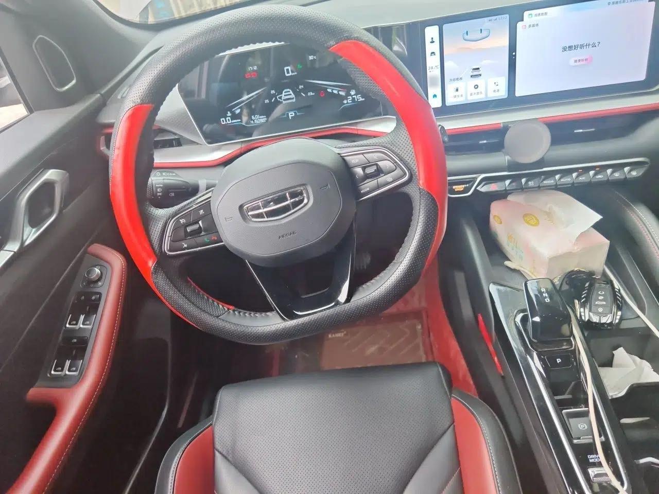 Geely Auto Coolray 2022 Bin Yue COOL 1.5TD DCT Hot Engine Edition — миниатюра 9