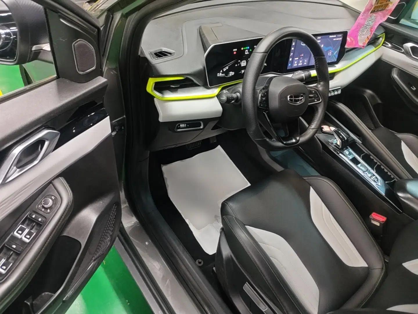 Geely Auto Coolray 2022 Bin Yue COOL 1.5TD DCT Hot Engine Edition — миниатюра 18