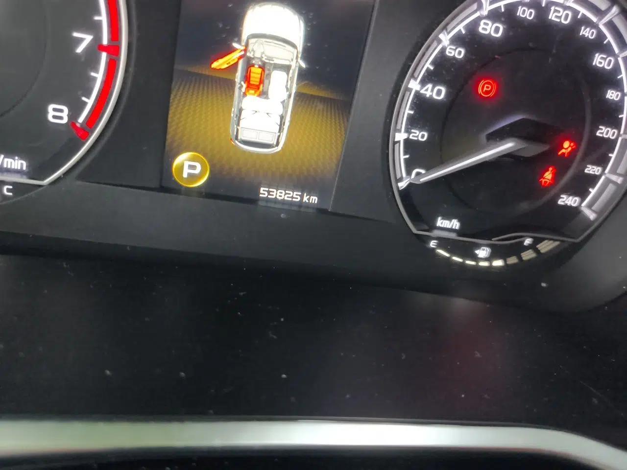 Geely Auto Coolray 2019 260T DCT Knight China VI Standard — миниатюра 12