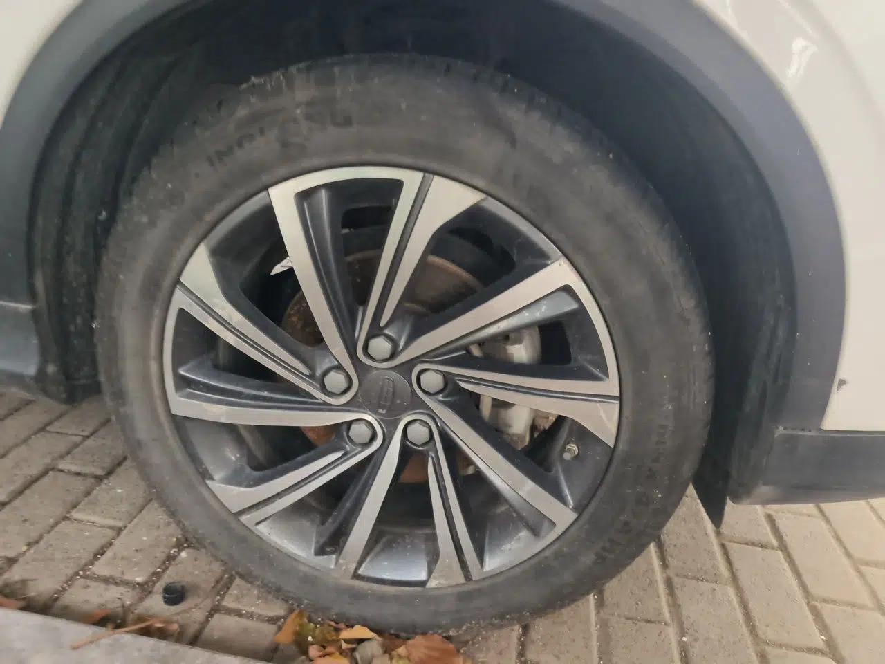 Geely Auto Coolray 2019 260T DCT Knight China VI Standard — миниатюра 8