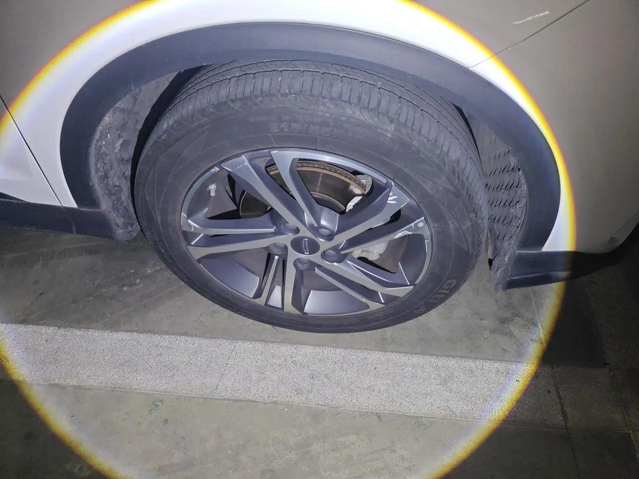 Geely Auto Coolray 2021 1.4T DCT Diamond Edition — миниатюра 8