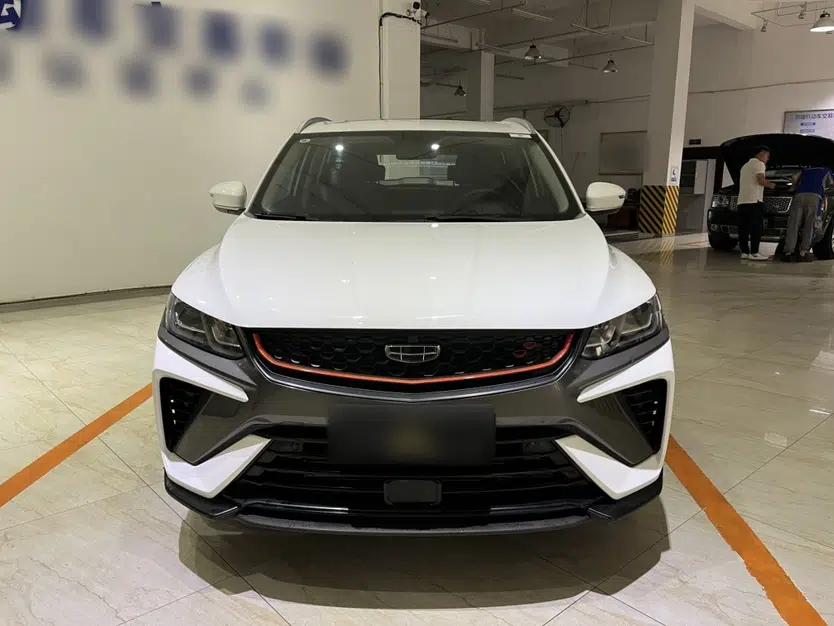 Geely Auto Coolray 2021 1.4T Manual Gold Edition — миниатюра 2