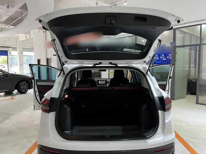 Geely Auto Coolray 2021 1.4T Manual Gold Edition — миниатюра 19