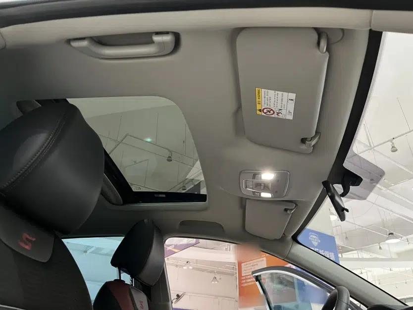 Geely Auto Coolray 2021 1.4T Manual Gold Edition — миниатюра 20