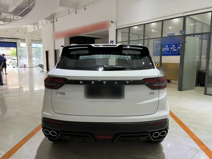 Geely Auto Coolray 2021 1.4T Manual Gold Edition — миниатюра 6