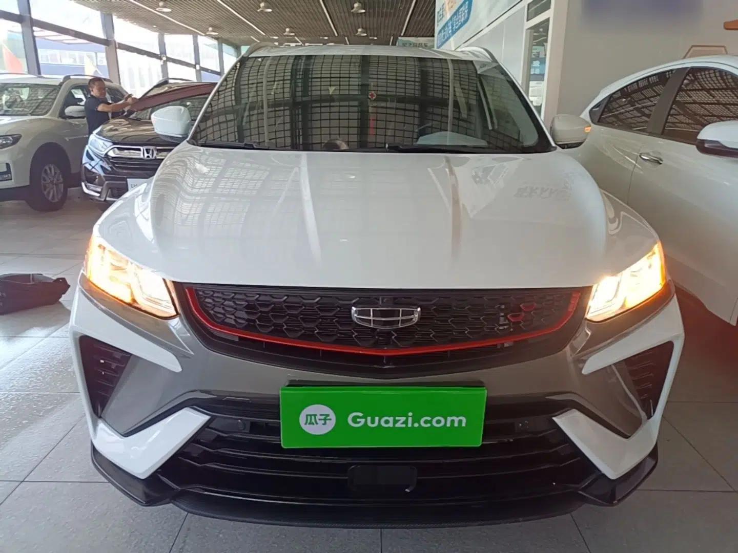 Geely Auto Coolray 2021 1.4T DCT Platinum Edition — миниатюра 2
