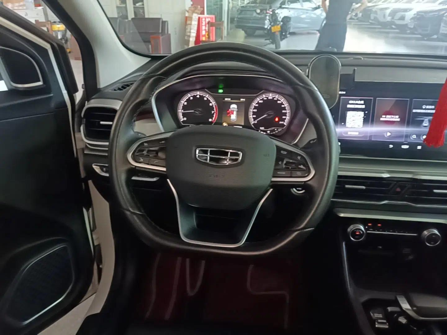 Geely Auto Coolray 2021 1.4T DCT Platinum Edition — миниатюра 18
