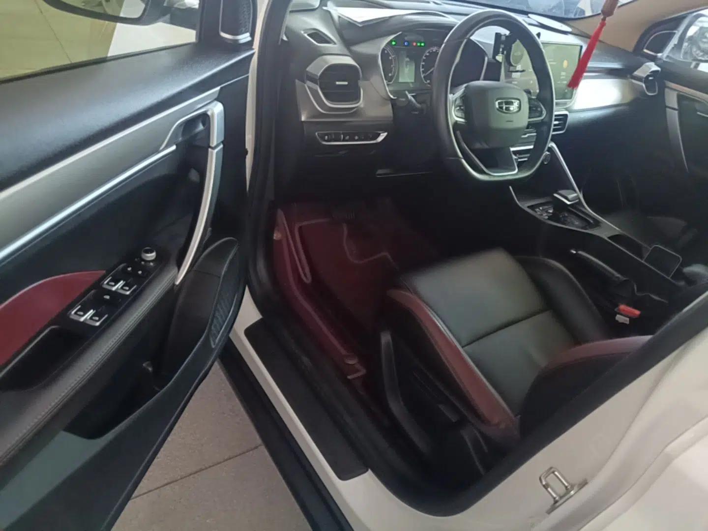 Geely Auto Coolray 2021 1.4T DCT Platinum Edition — миниатюра 23