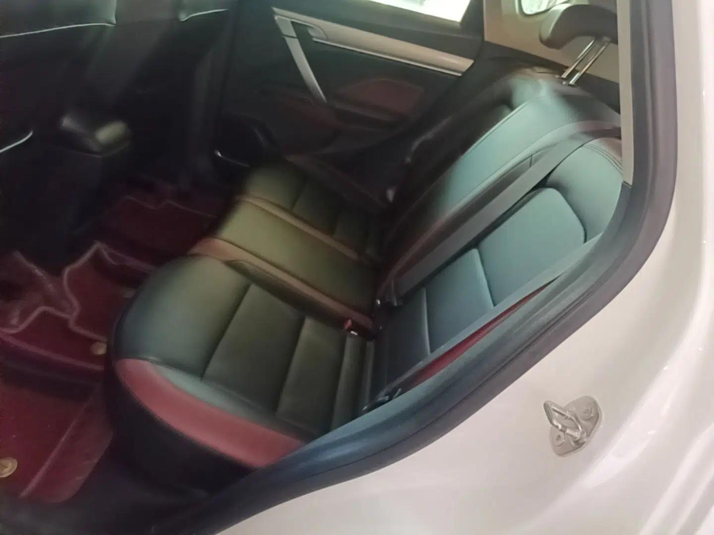 Geely Auto Coolray 2021 1.4T DCT Platinum Edition — миниатюра 25