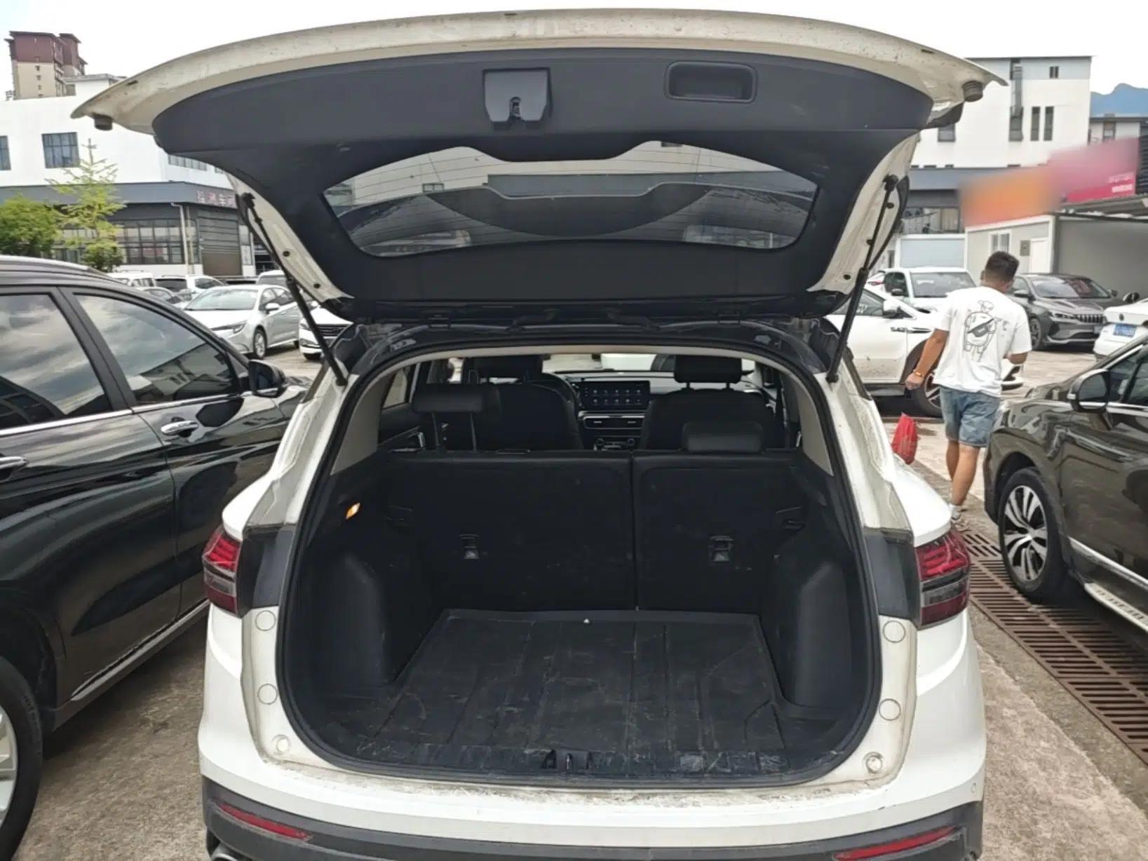 Geely Auto Coolray 2023 1.5T DCT Diamond Edition — миниатюра 22