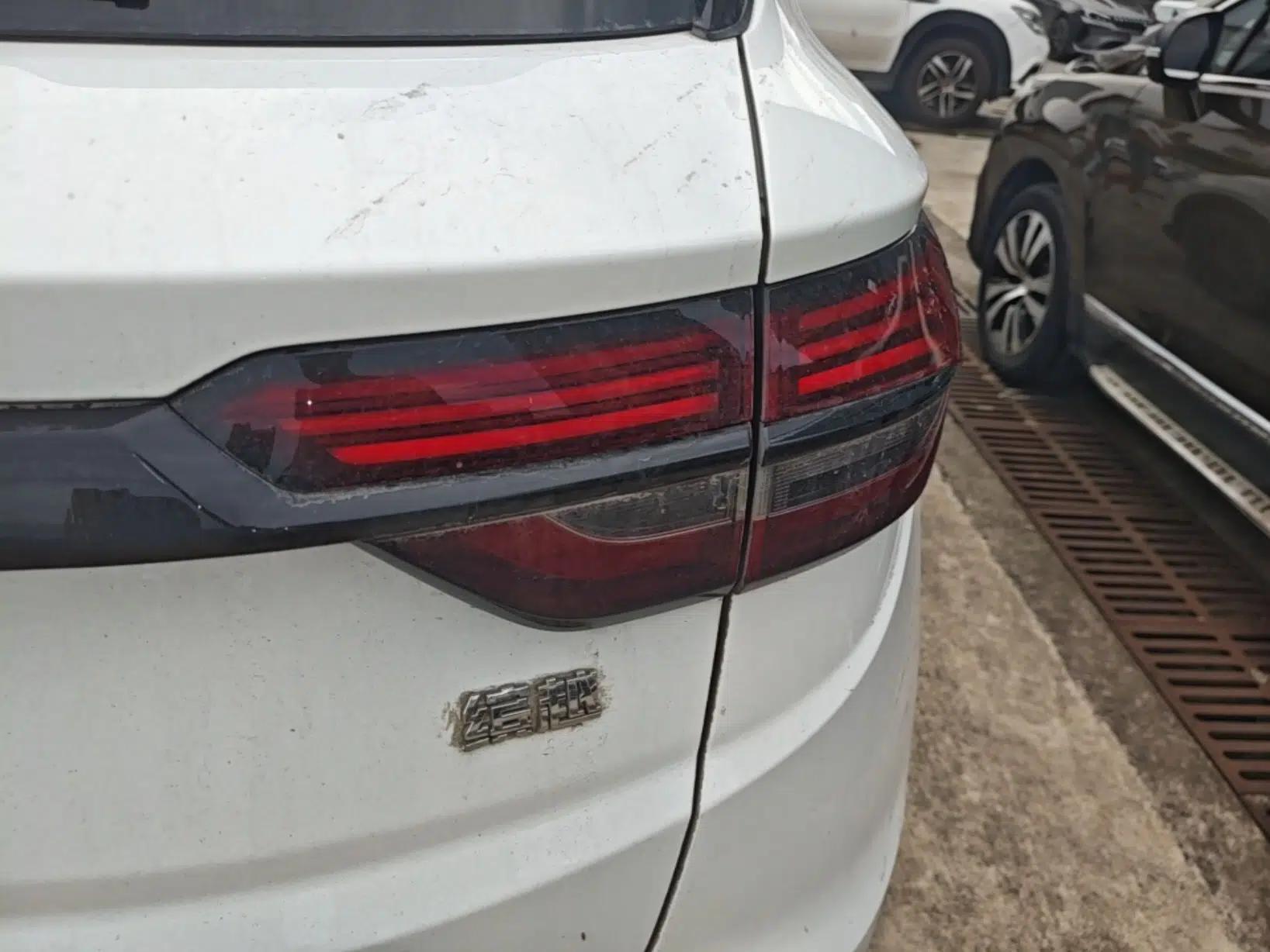 Geely Auto Coolray 2023 1.5T DCT Diamond Edition — миниатюра 9